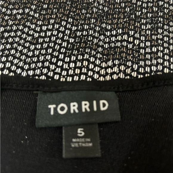 Torrid High Neck Metallic Sequin Tank 5 - Picture 3 of 9